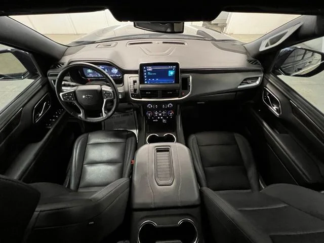 Used 2022 Blue Chevrolet Z71 image 12
