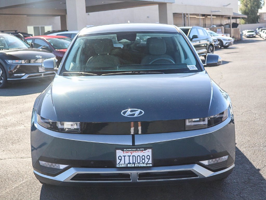 Used 2024 Green Hyundai SEL image 2