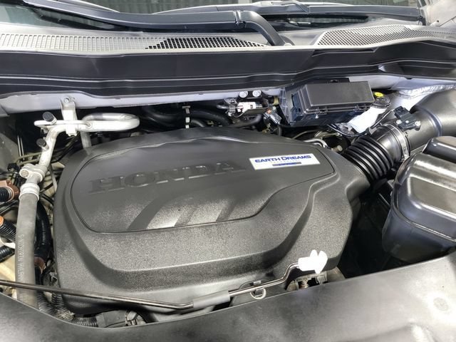 Used 2020 Silver Honda AWD Touring 7 Passenger image 35