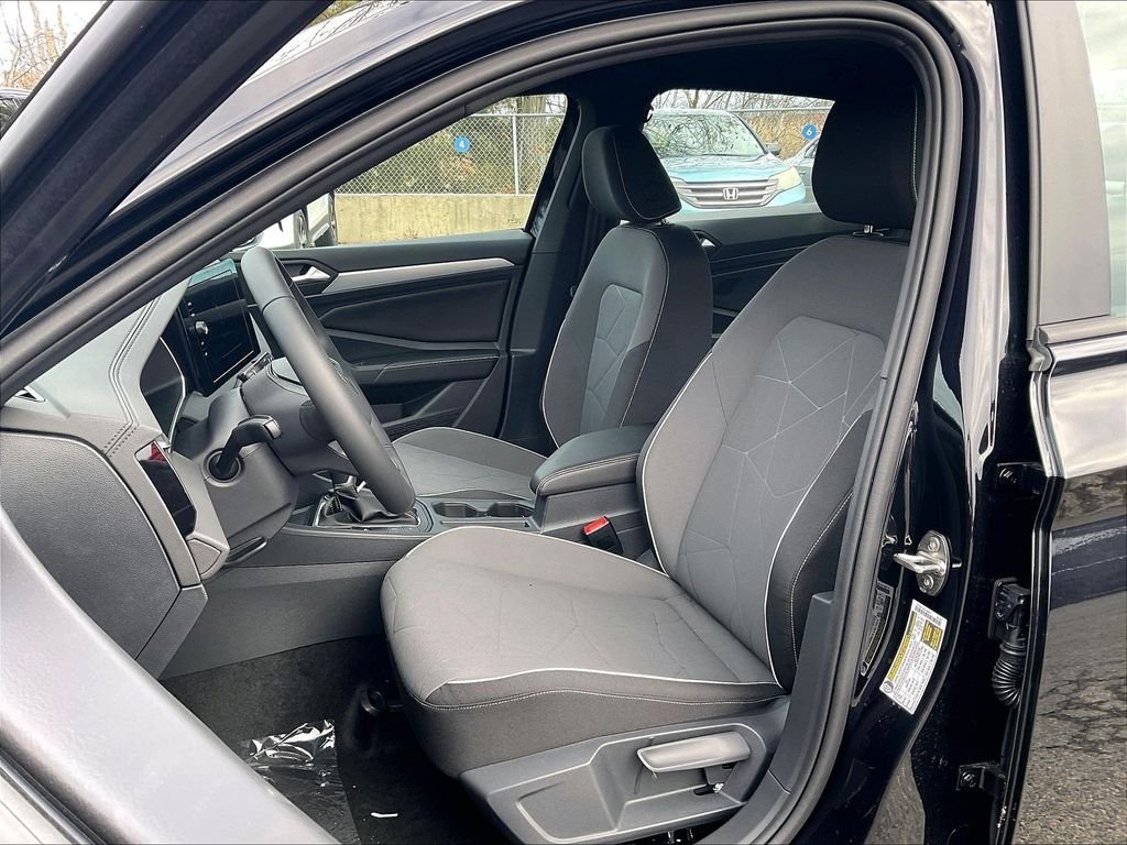New 2026 Black Volkswagen 1.5T Sport image 11