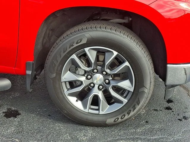 Used 2024 Red Chevrolet LT image 8