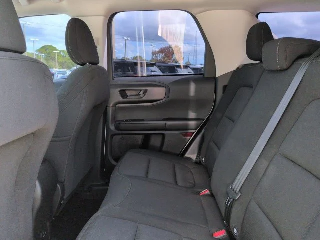 Certified Used 2022 Oxford White Ford Base image 14