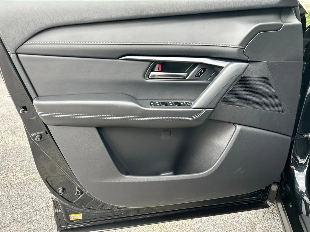 New 2026 Jet Black Mica Mazda 2.5 S Select image 12