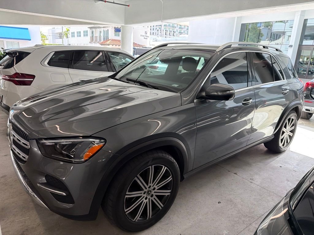 Certified Used 2025 Gray Mercedes-Benz GLE 450e image 3