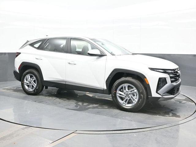 New 2026 White Hyundai SE AWD image 7