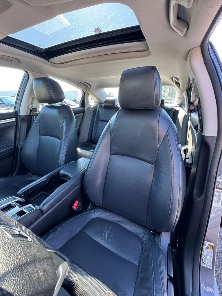 Used 2016  Honda EX-T image 29