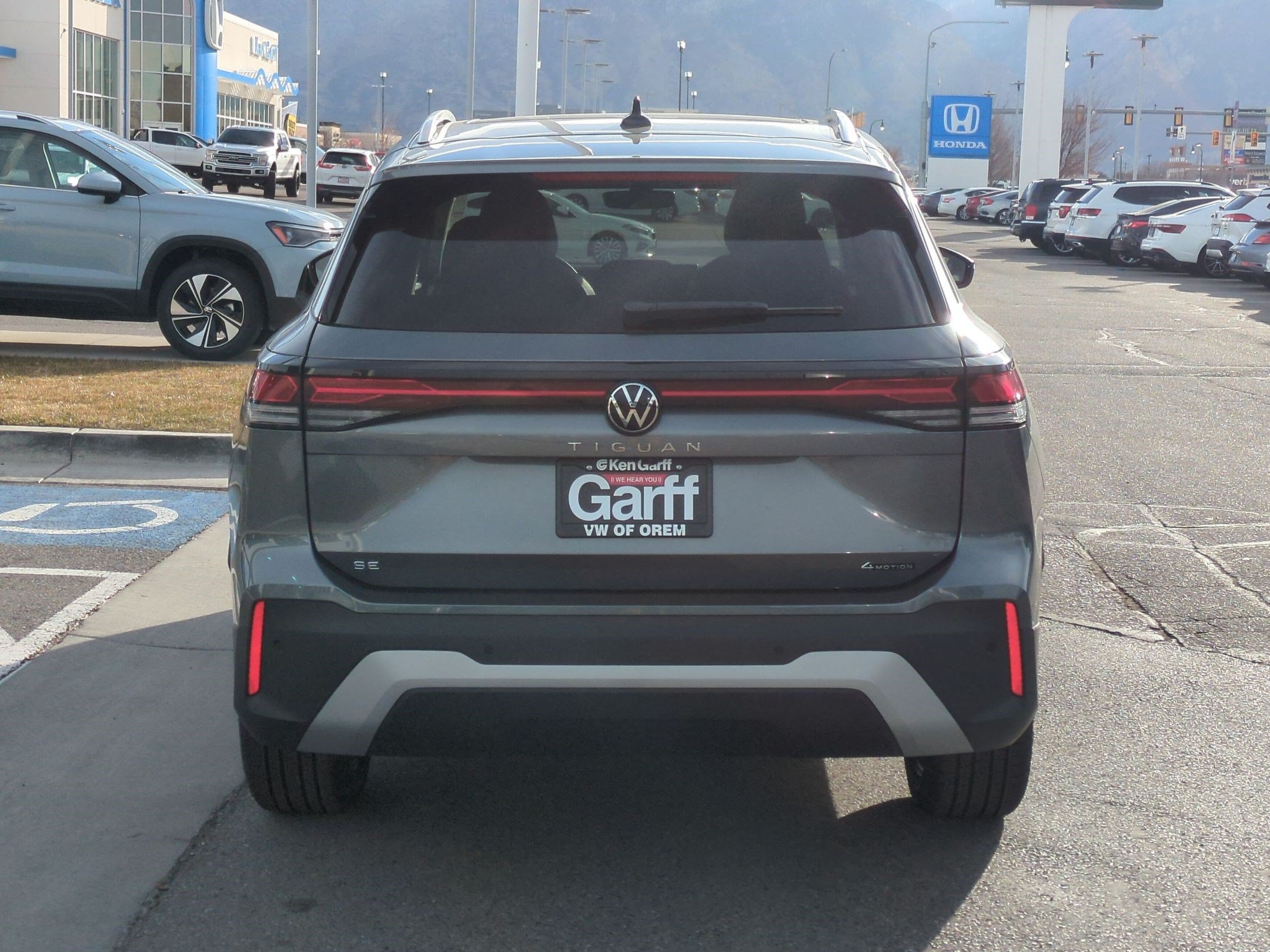 New 2026 Platinum Gray Metallic Volkswagen SE image 4