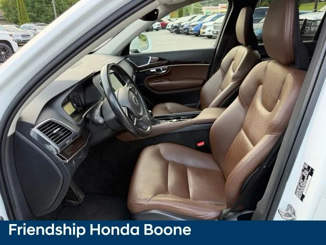 Used 2019 White Volvo T6 Momentum image 14