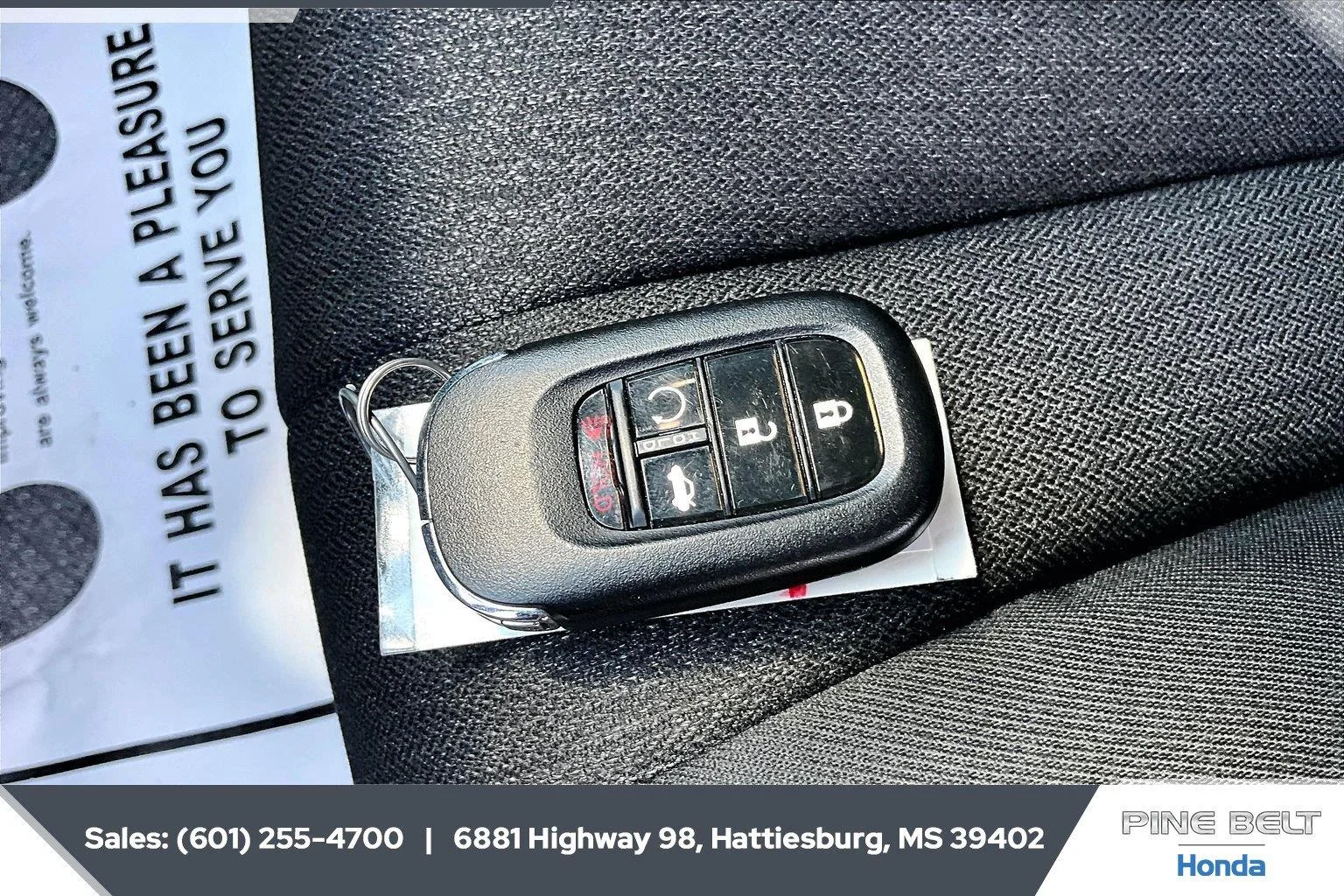 Used 2025 Crystal Black Pearl honda SE CVT image 9