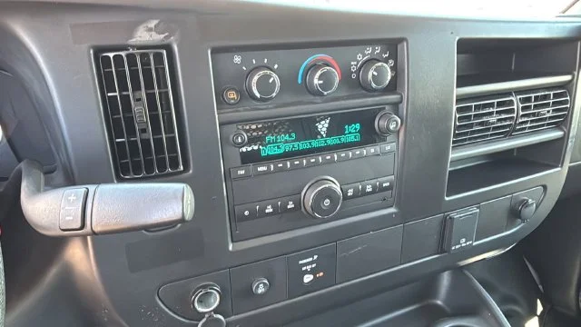 Used 2025 White GMC Work Van image 33
