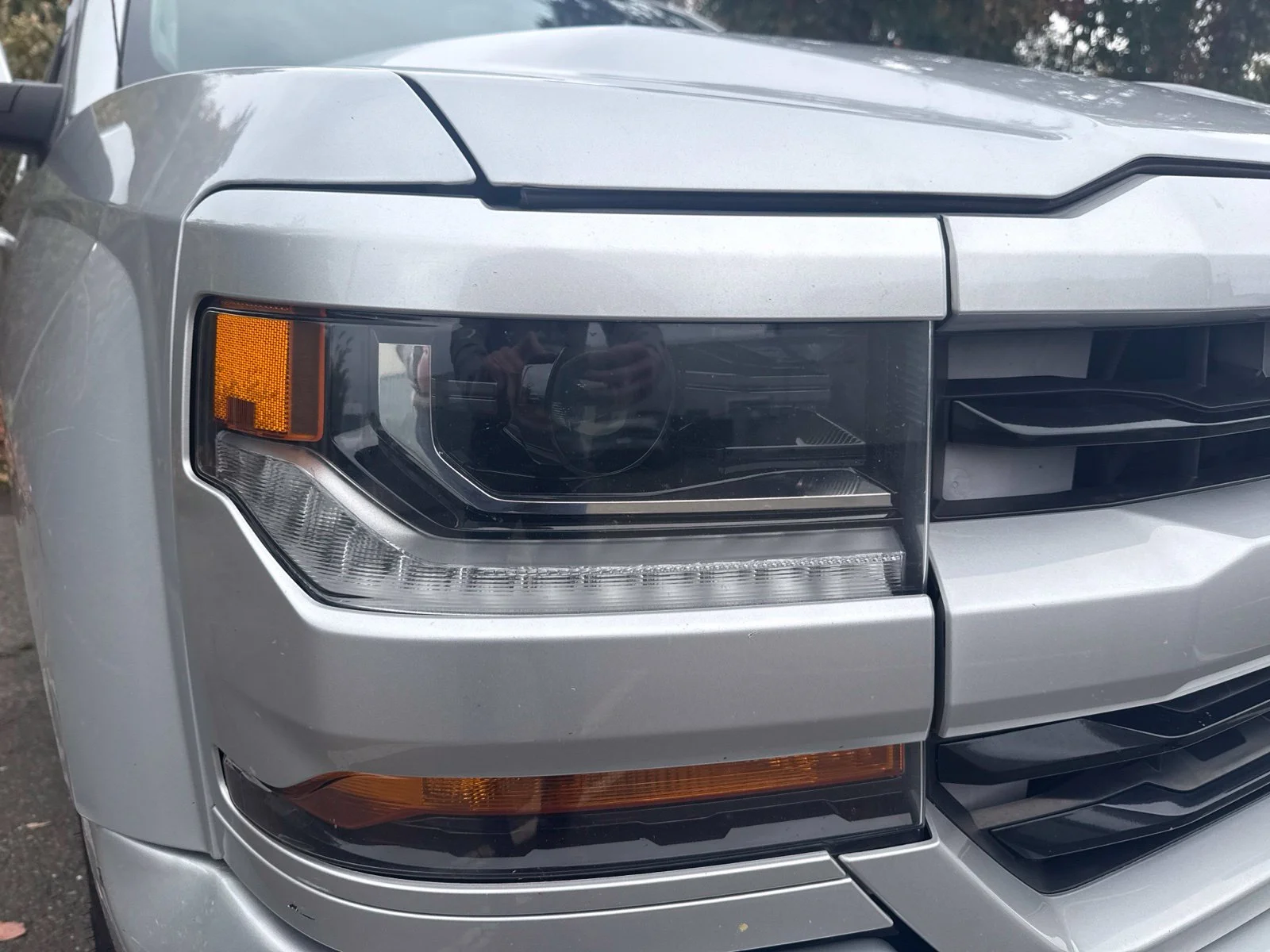 Used 2016 Silver Ice Metallic Chevrolet LT image 3