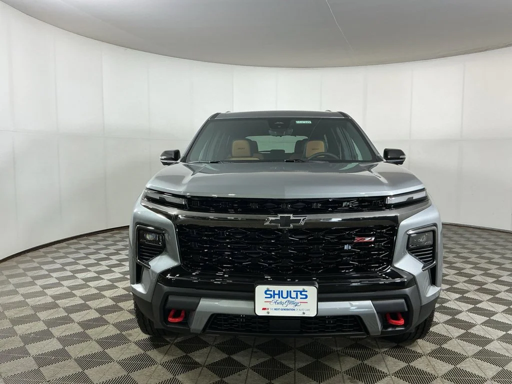 New 2027 Sterling Gray Metallic Chevrolet Z71 image 2