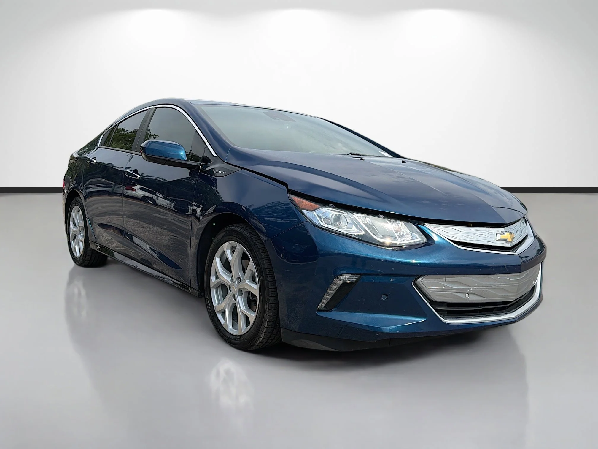 2019 Chevrolet Volt Premier's photo