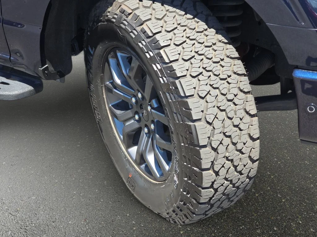 Used 2022 Blue Ford Tremor image 35