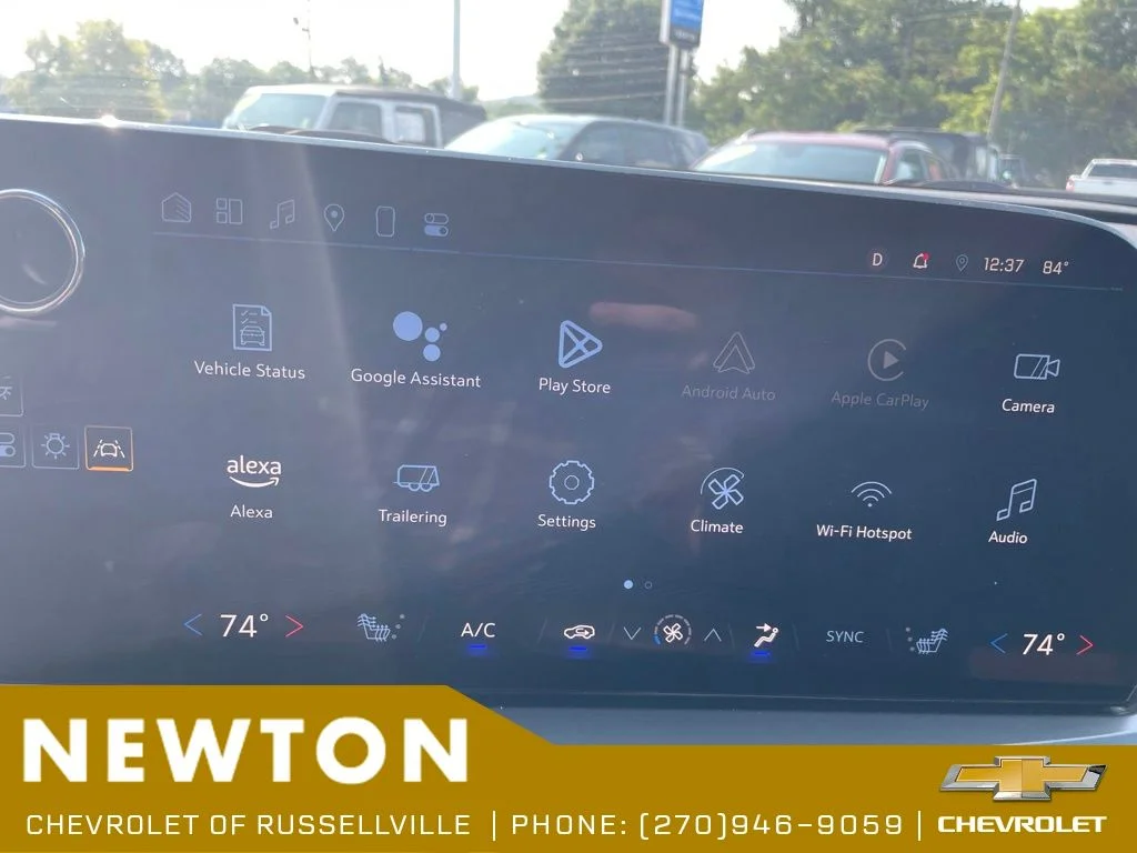 Used 2025 Black Metallic Chevrolet LT image 5