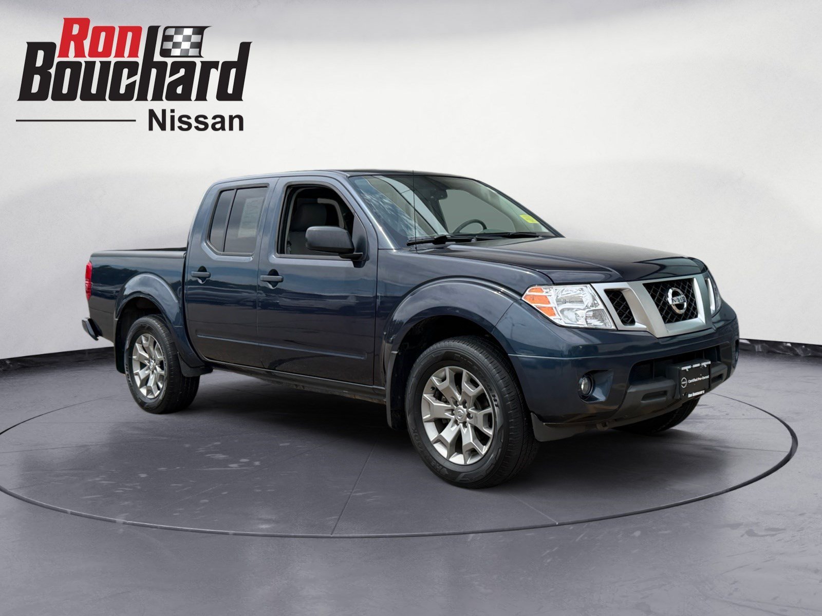 Used 2020 Arctic Blue Metallic Nissan SV image 1