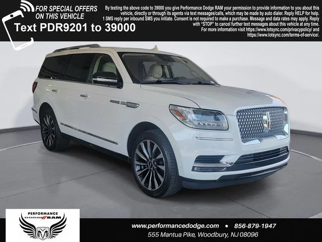 2019 Lincoln Navigator Select's photo
