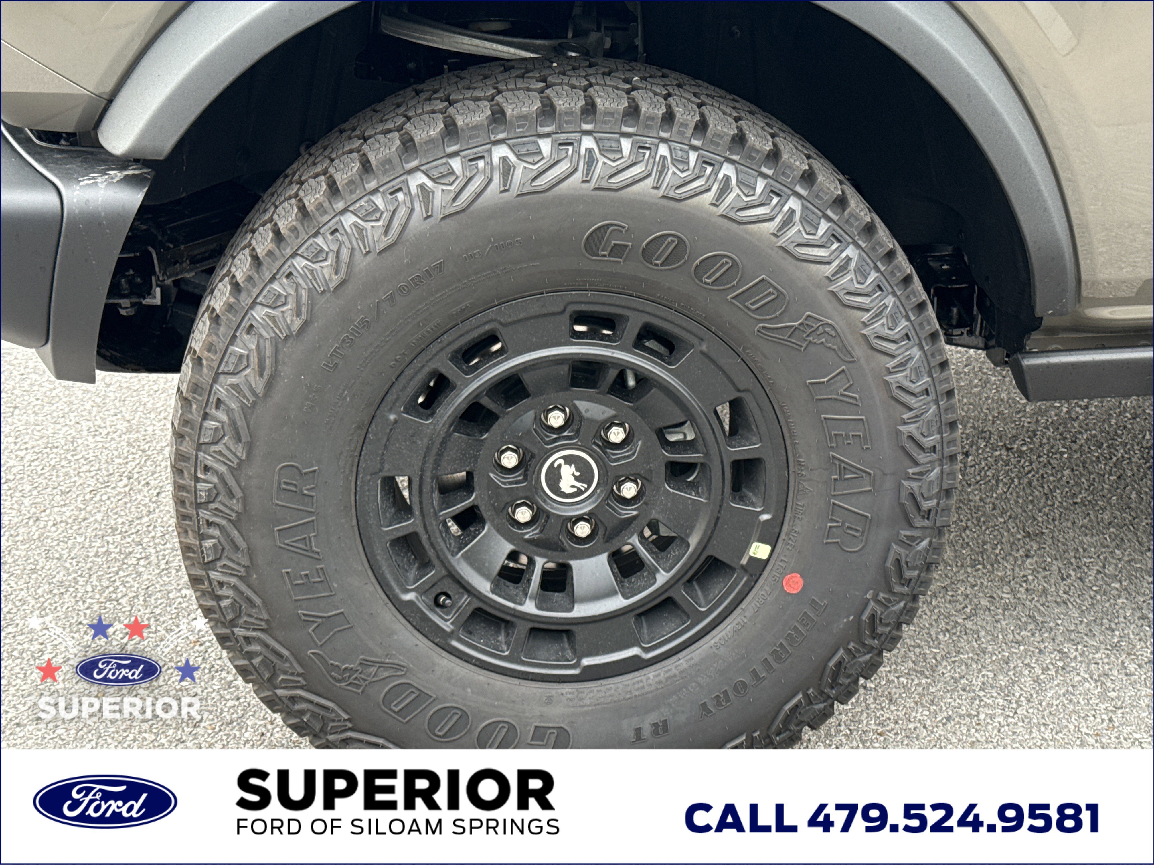 New 2026 Marsh Gray Ford Badlands 4WD image 15