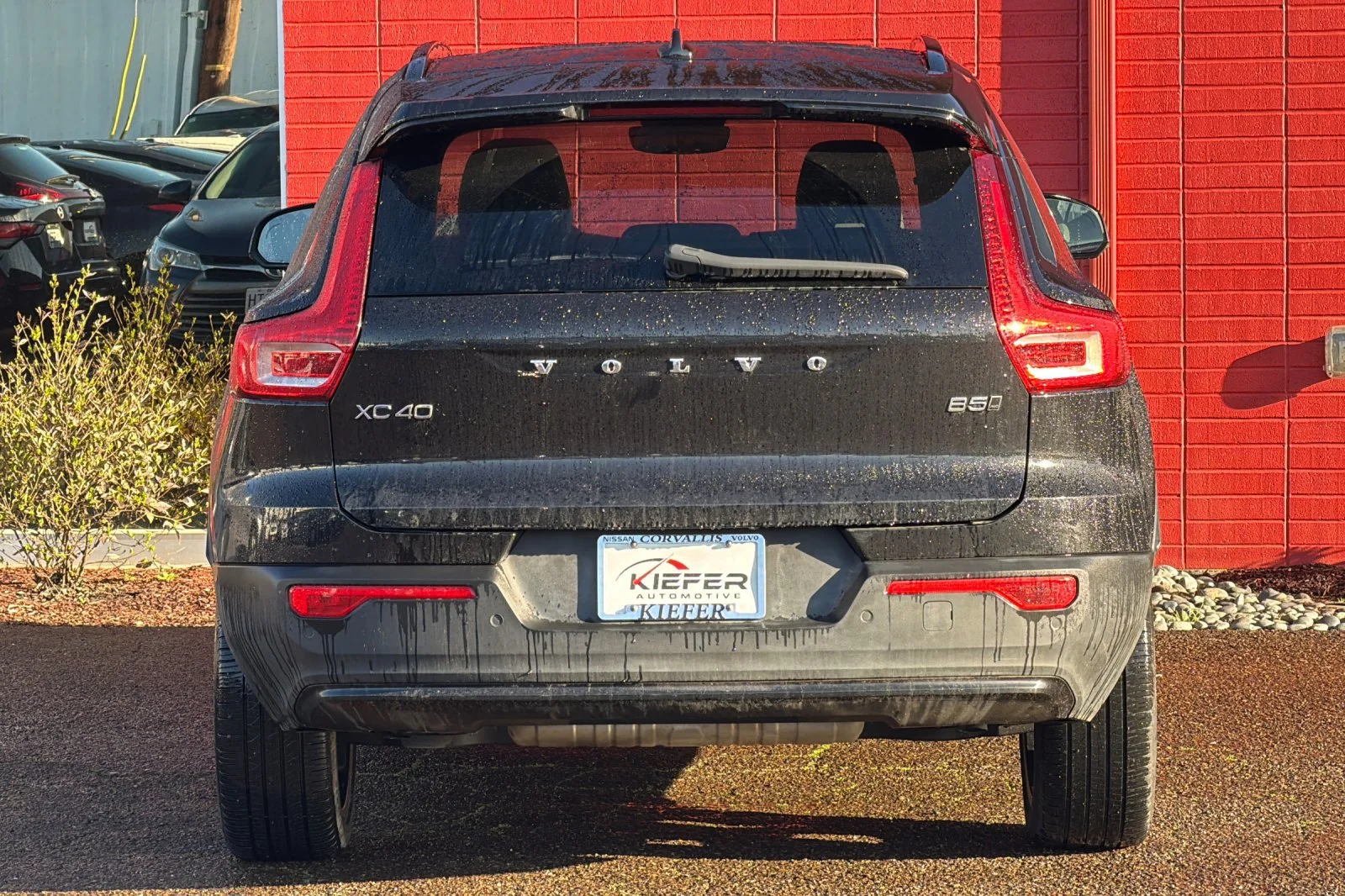 Used 2023 ONYX BLACK Volvo Plus Dark Theme image 5