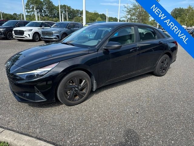 Certified Used 2023 Black Hyundai SEL image 8