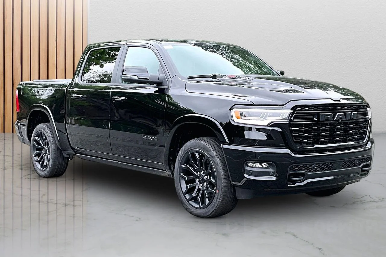 New 2026 Diamond Black Crystal Pearl-Coat Exterior Paint RAM Limited image 2