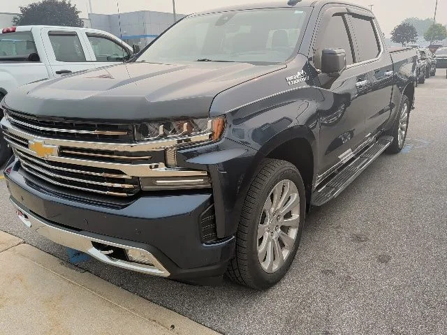 Used 2019 Blue Chevrolet High Country image 1