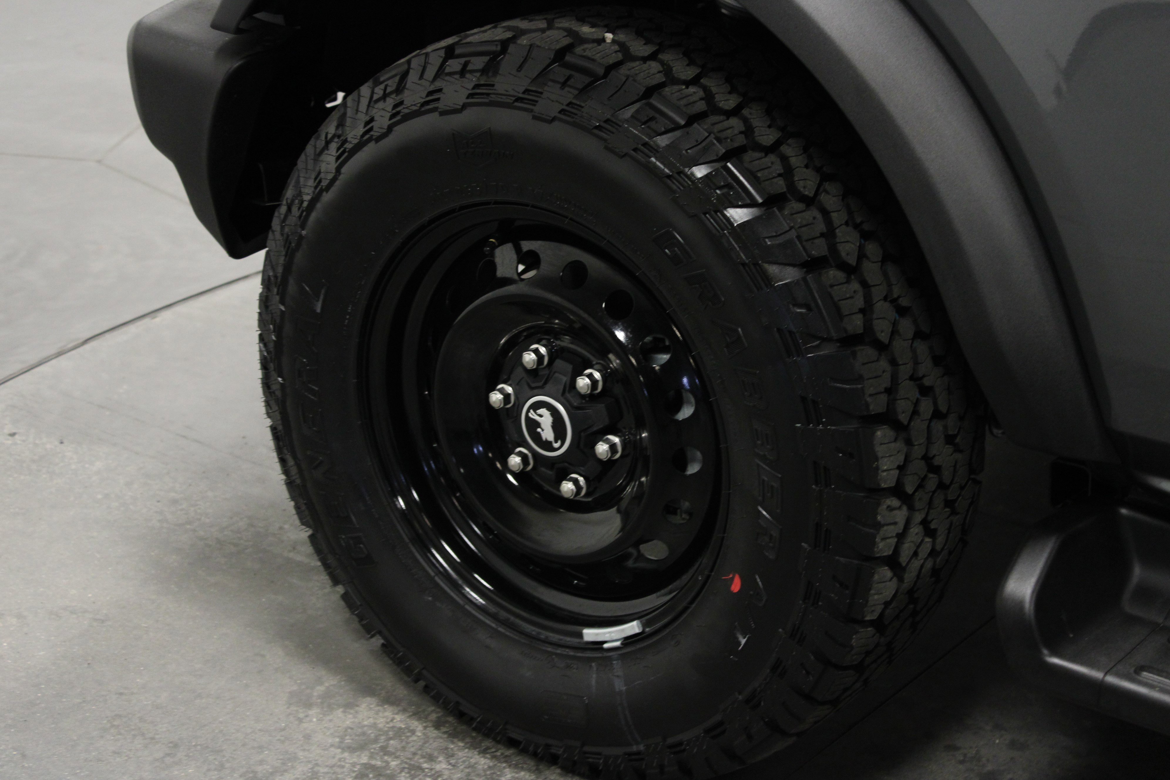 New 2026 Carbonized Gray Metallic Ford Big Bend image 10