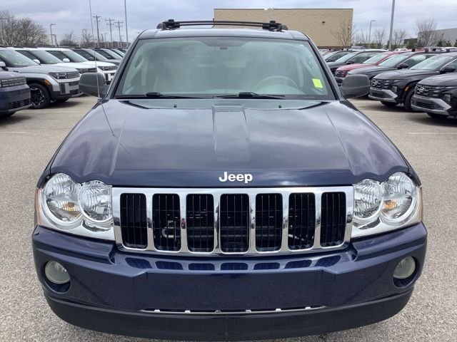 Used 2005 Jeep Grand Cherokee Limited with VIN 1J4HR58N65C644799 for sale in Avon, IN