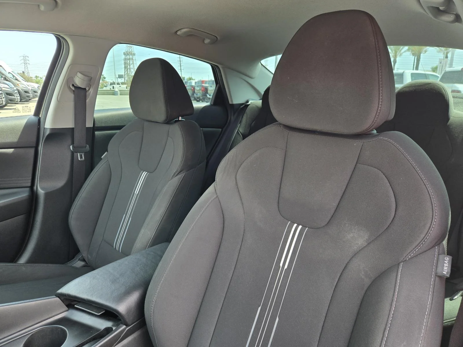 Used 2022 Phantom Black Hyundai SEL IVT image 22