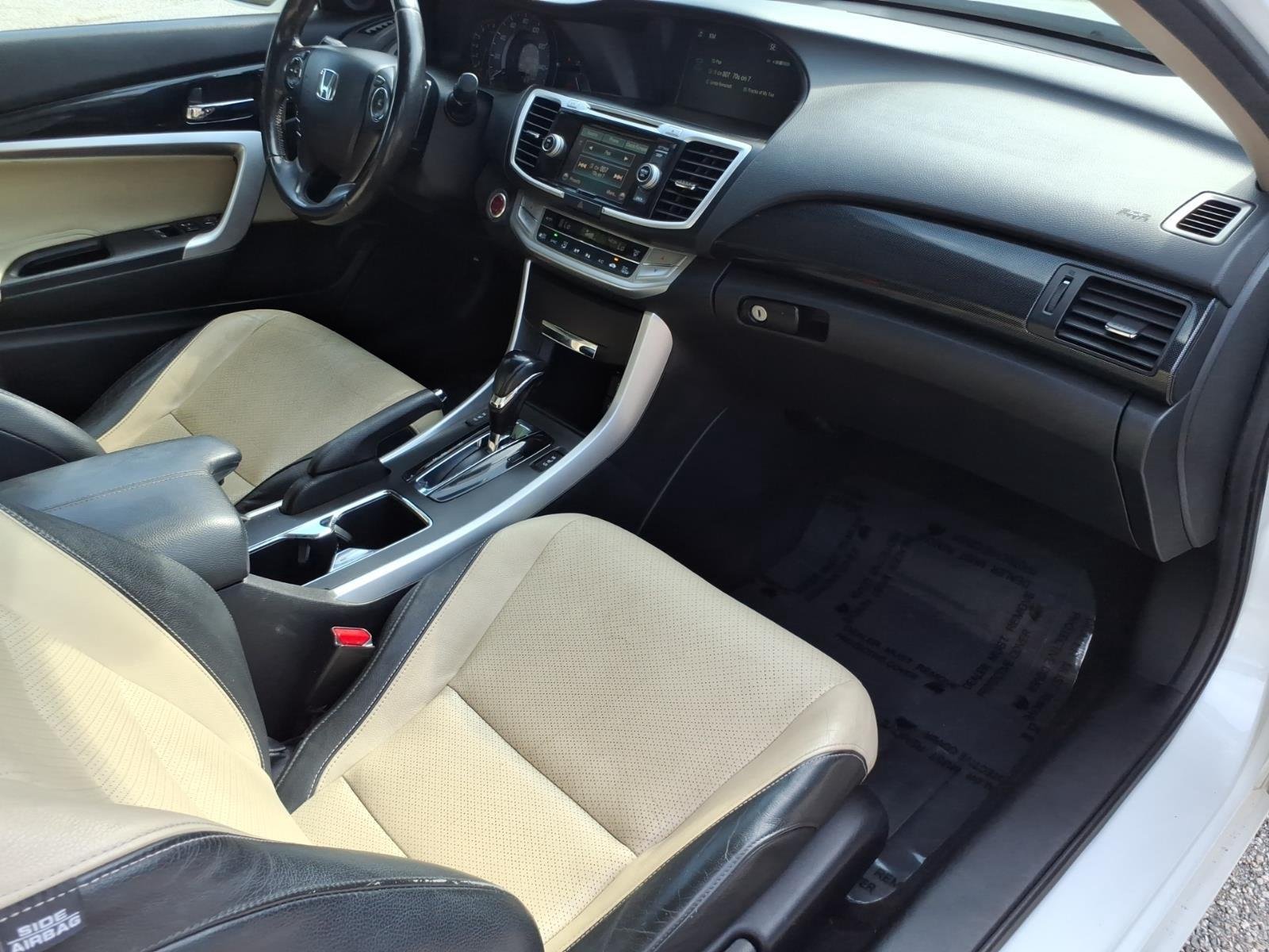 Used 2014 White Orchid Pearl Honda EXLV6 image 25