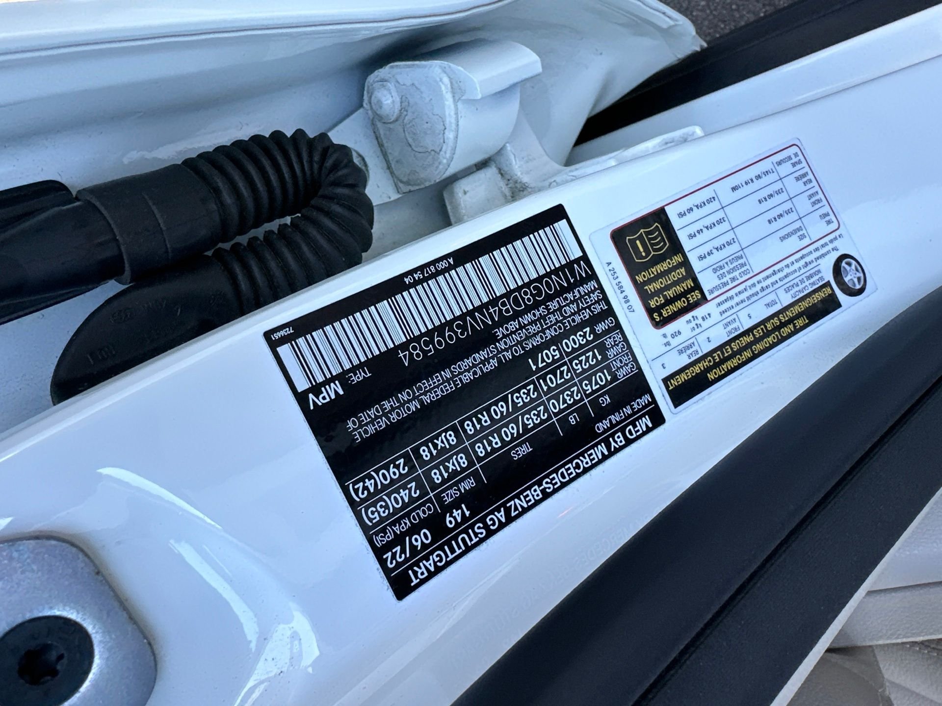 Used 2022 White Mercedes-Benz GLC 300 image 5