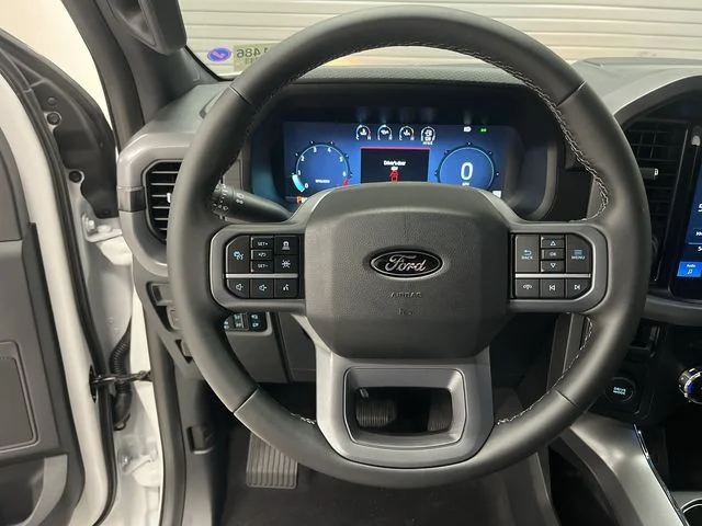 New 2026 Oxford White Ford XLT image 17
