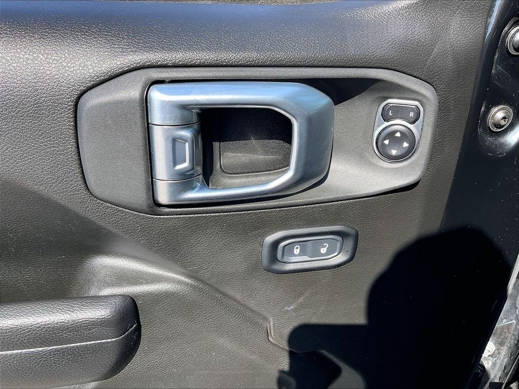 Used 2024 Black Clearcoat Jeep Sport S image 33
