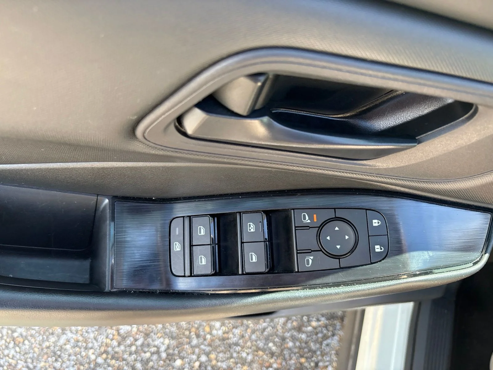 Used 2025 White Nissan S image 11