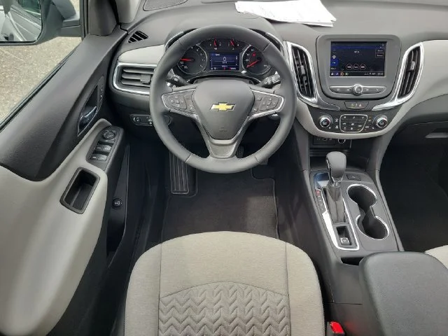 2024 Chevrolet Equinox LT - Photo 9