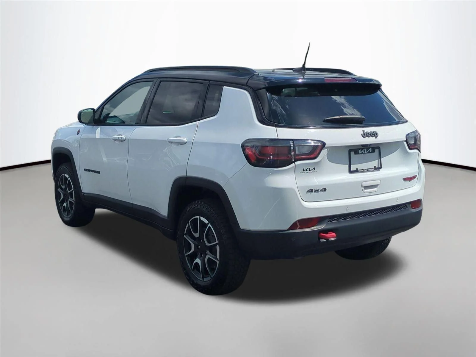 Used 2024 Bright White Clearcoat Jeep Trailhawk image 8