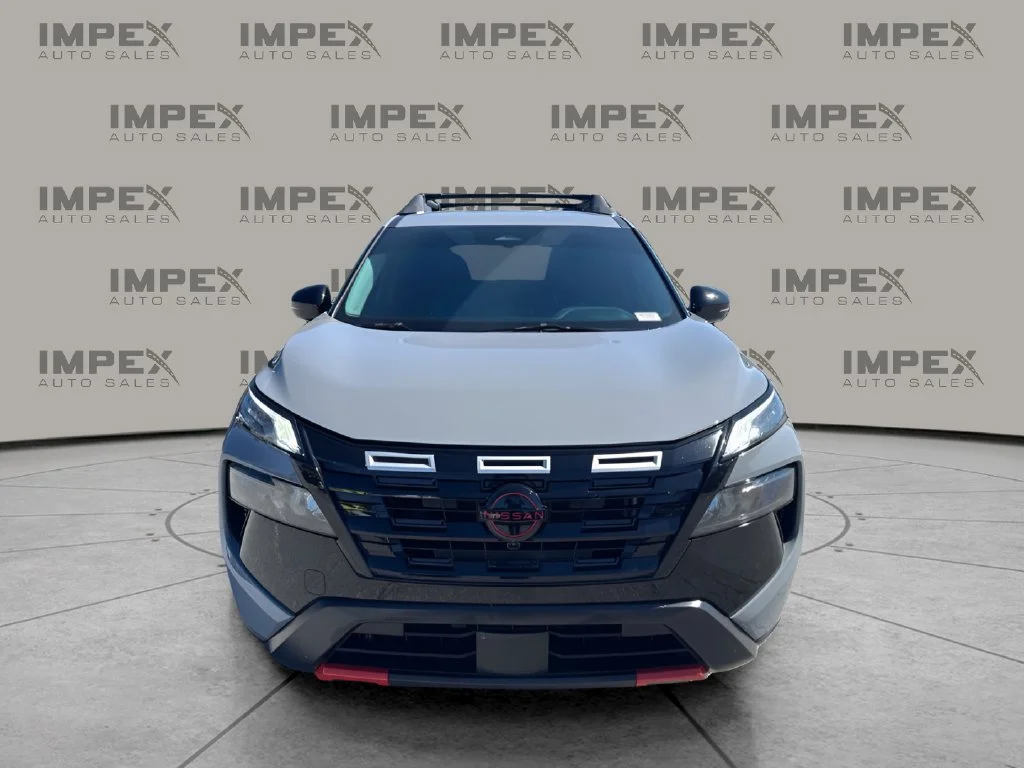 Used 2025 Gray Nissan Rock Creek image 8