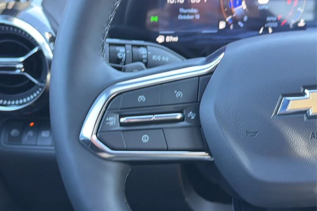 New 2027 Lakeshore Blue Metallic Chevrolet LT image 22