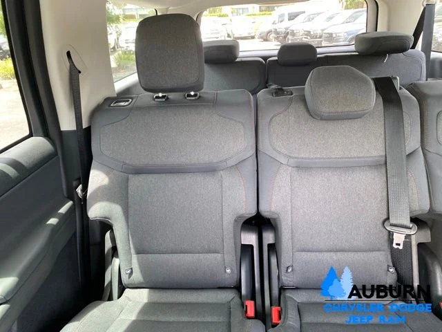 Used 2025 Gray Ford Active image 27