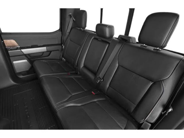Used 2025 Avalanche Ford Lariat image 12