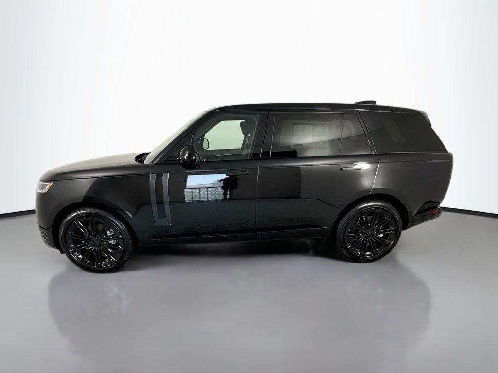 New 2026 Santorini Black Land Rover SE image 2