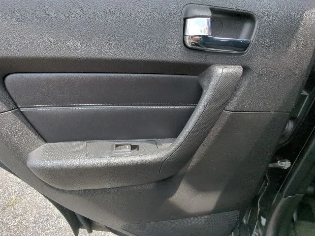 Used 2009 Black Hummer Base image 26