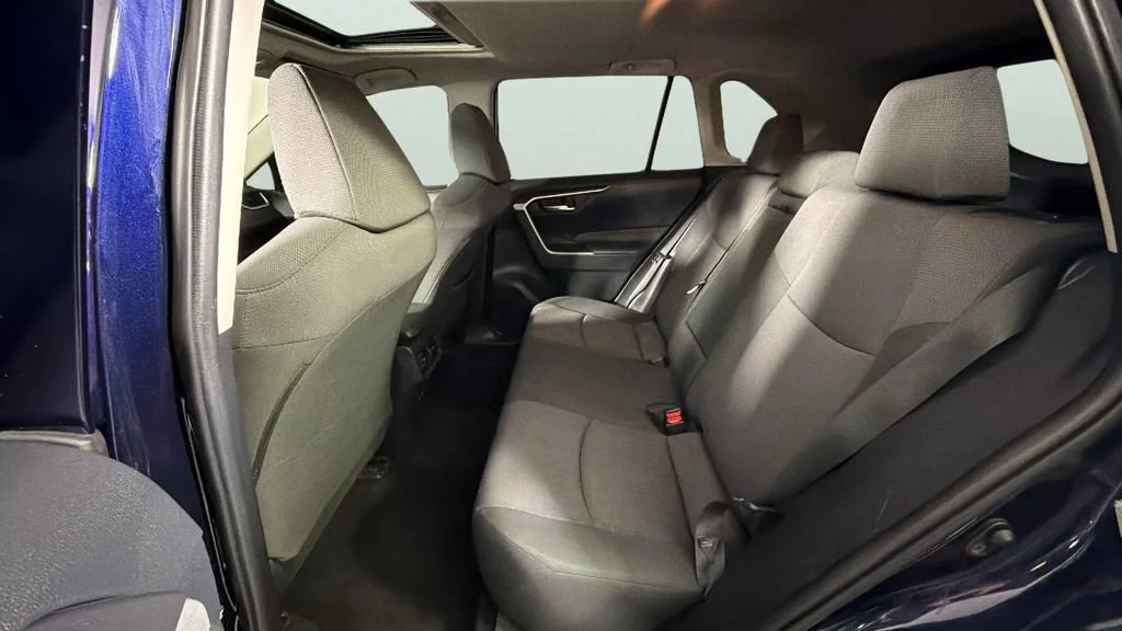 Used 2019 Blue Toyota XLE image 26