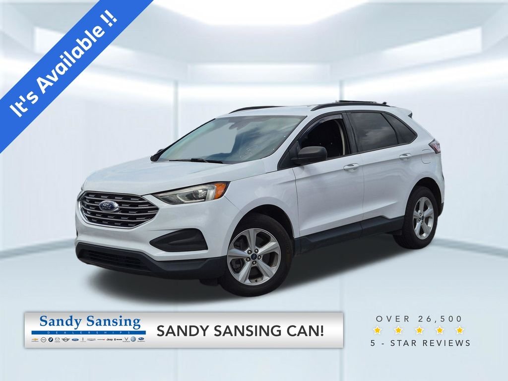 Used 2021 White Ford SE image 1