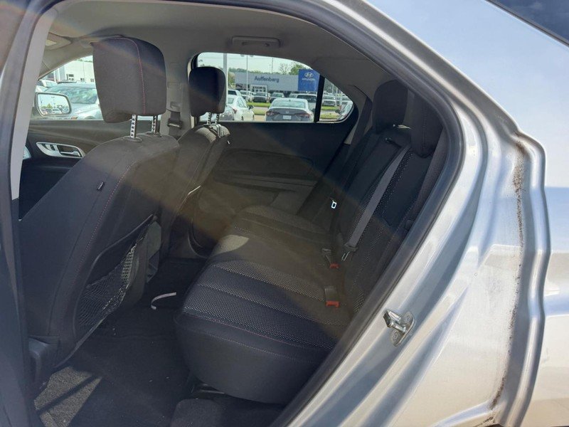 Used 2016 Silver Ice Metallic Chevrolet LT image 8