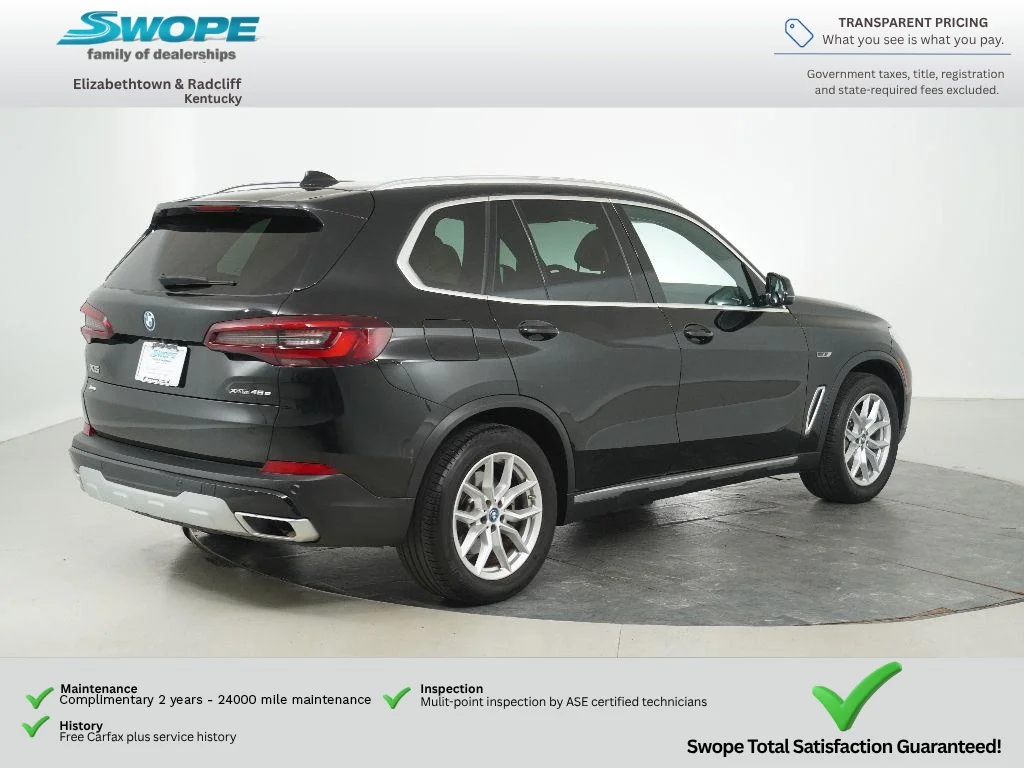 Used 2022 Black BMW xDrive45e image 3