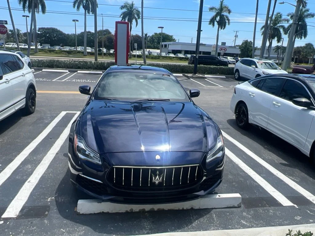 Used 2018 Blue Maserati S GranLusso image 3
