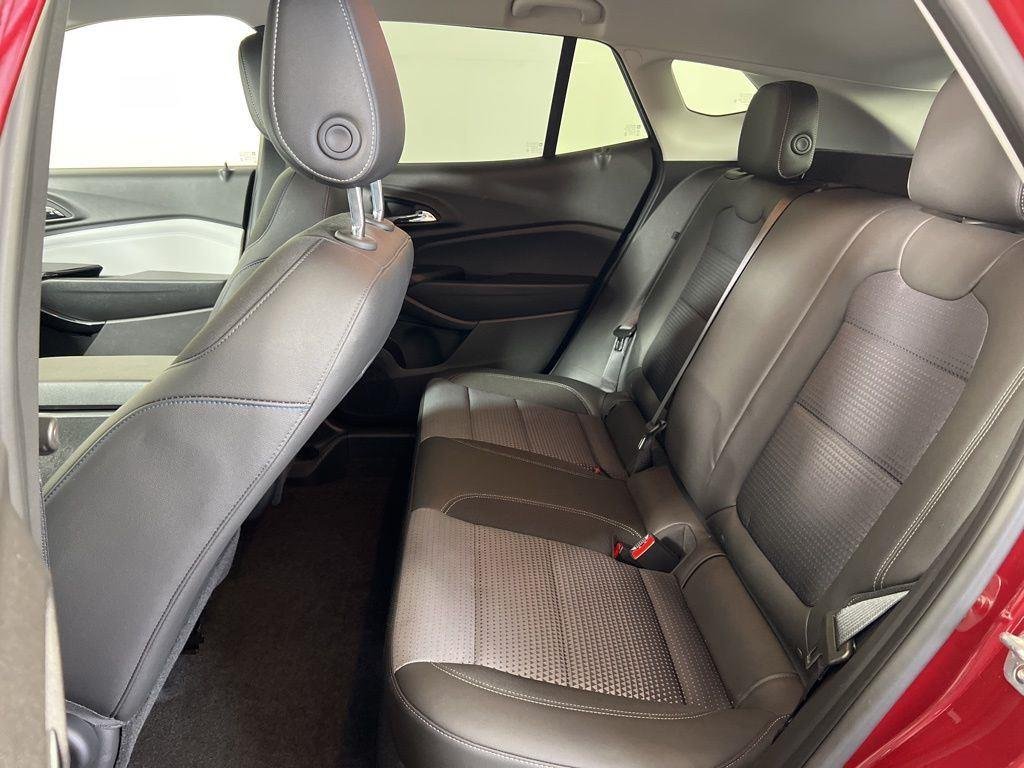 Used 2025 Crimson Chevrolet LT image 17