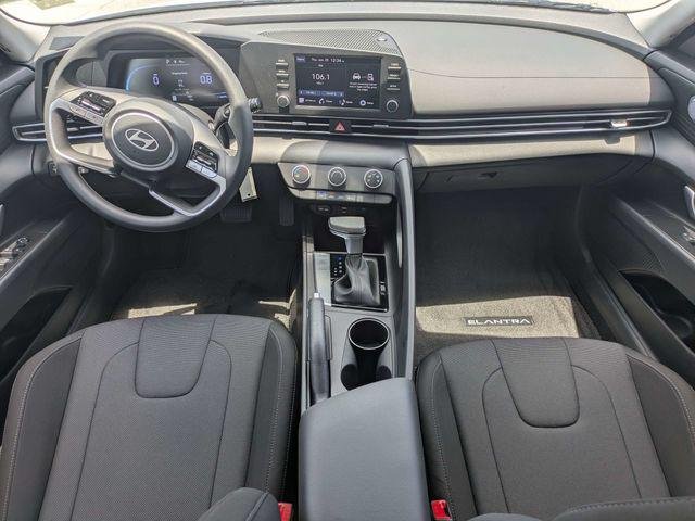 New 2026 White Hyundai SE image 14