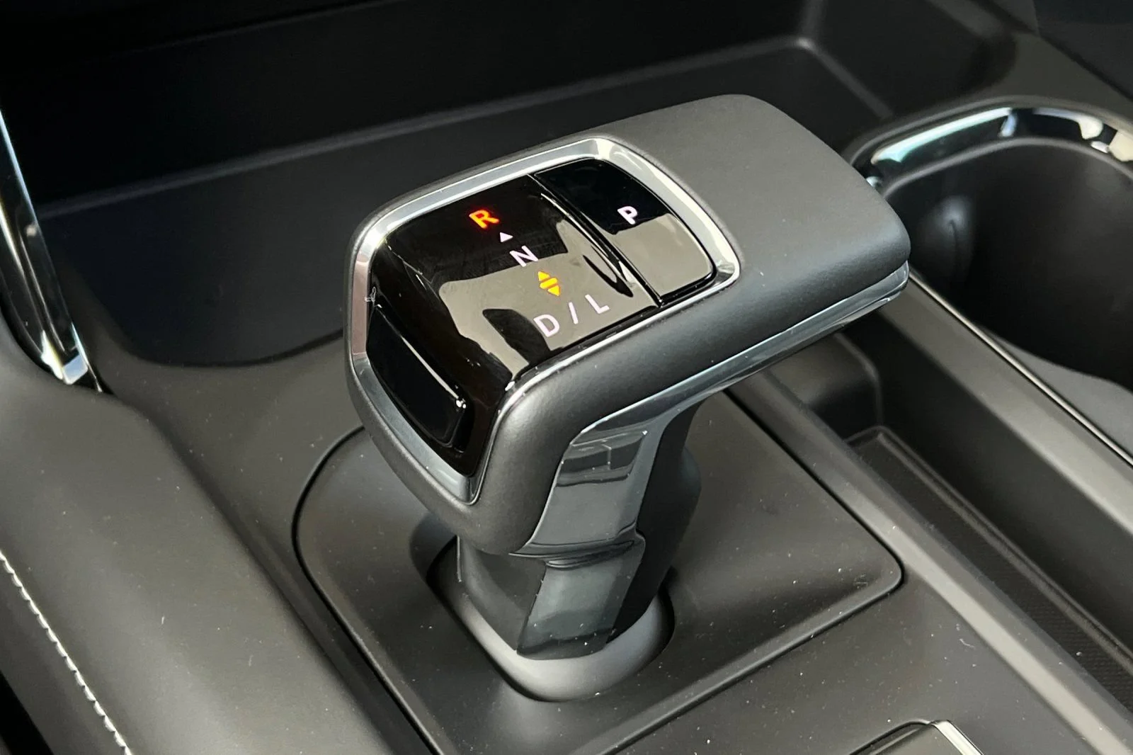 2026 GMC Sierra 1500 AT4X - Photo 23